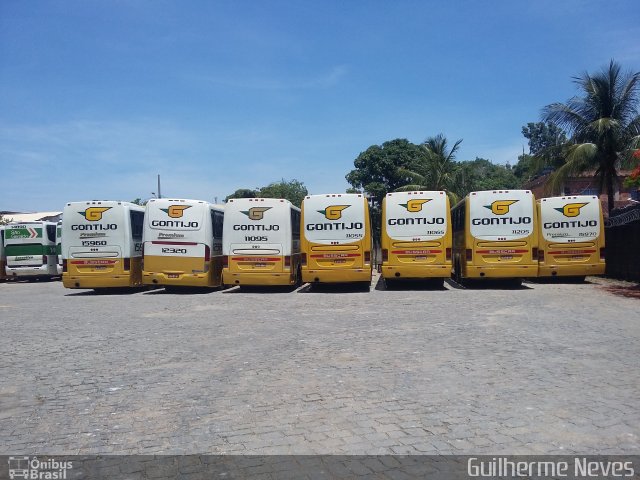 Empresa Gontijo de Transportes FROTA na cidade de Piúma, Espírito Santo, Brasil, por Guilherme Neves. Número da foto: #3886628.
