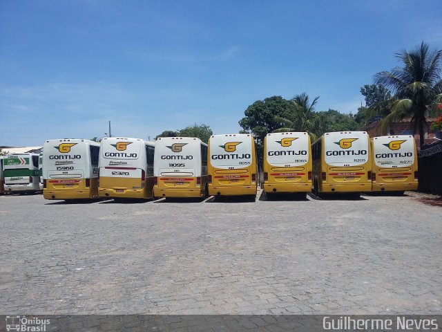 Empresa Gontijo de Transportes Frota na cidade de Piúma, Espírito Santo, Brasil, por Guilherme Neves. ID da foto: 3886628.