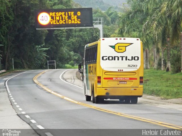 Empresa Gontijo de Transportes 11210 na cidade de Paraíba do Sul, Rio de Janeiro, Brasil, por Heloir Calvete. ID da foto: 3886860.