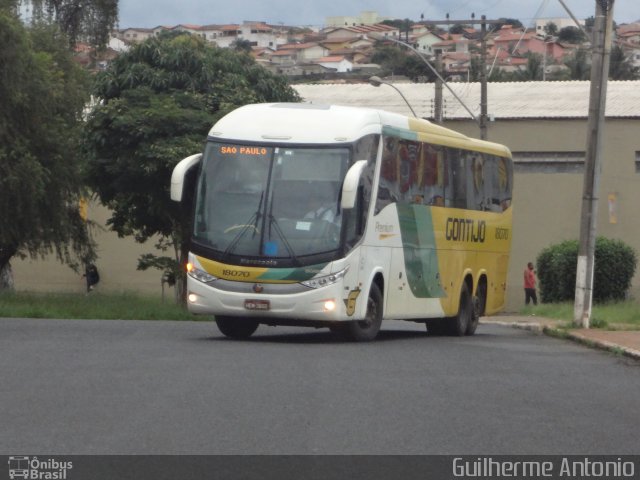 Empresa Gontijo de Transportes 18070 na cidade de Araxá, Minas Gerais, Brasil, por Guilherme Antonio. Número da foto: #3909500.