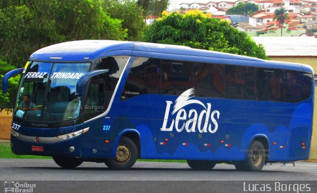 Leads Transportes 237 na cidade de Araxá, Minas Gerais, Brasil, por Lucas Borges . Número da foto: #3913915.