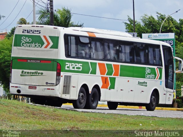 Cia. São Geraldo de Viação 21225 na cidade de Aracaju, Sergipe, Brasil, por Sergio Marques . Número da foto: #3914757.