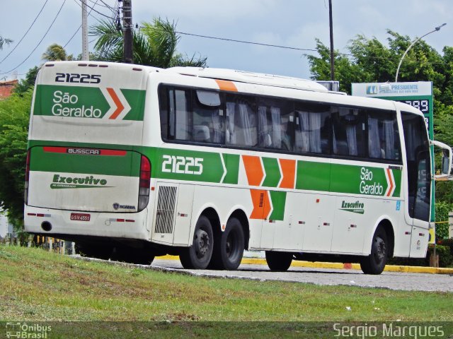 Cia. São Geraldo de Viação 21225 na cidade de Aracaju, Sergipe, Brasil, por Sergio Marques . ID da foto: 3914757.