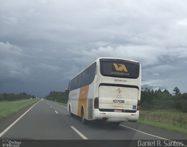 Viação Araguarina 10705 na cidade de Santo Antônio do Descoberto, Goiás, Brasil, por Daniel Rocha dos Santos. ID da foto: 3917604.