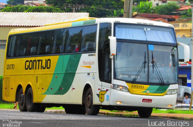 Empresa Gontijo de Transportes 12070 na cidade de Araxá, Minas Gerais, Brasil, por Lucas Borges . ID da foto: 3917227.