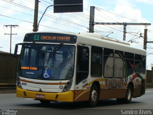 Companhia Carris Porto-Alegrense 0593 na cidade de Porto Alegre, Rio Grande do Sul, Brasil, por Sandro Alves. Número da foto: #3926478.
