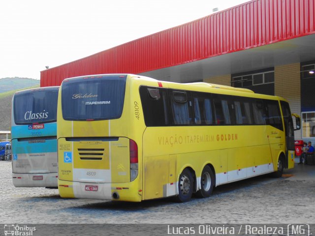 Viação Itapemirim 48109 na cidade de Manhuaçu, Minas Gerais, Brasil, por Lucas Oliveira. Número da foto: #3925630.