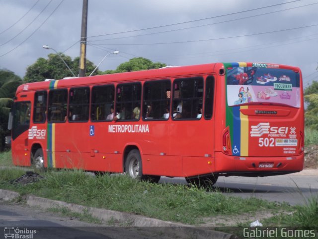 Empresa Metropolitana 502 na cidade de Recife, Pernambuco, Brasil, por Gabriel  Gomes. Número da foto: #3926420.