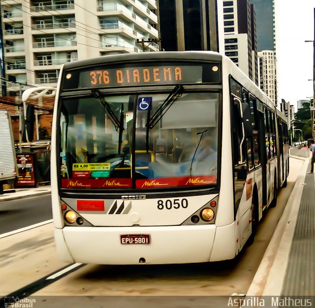 Metra - Sistema Metropolitano de Transporte 8050 na cidade de São Paulo, São Paulo, Brasil, por Asprilla Matheus. Número da foto: #3928682.