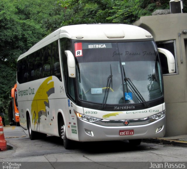 Empresa Cruz 49310 na cidade de São Paulo, São Paulo, Brasil, por Jean Passos. Número da foto: #3888398.