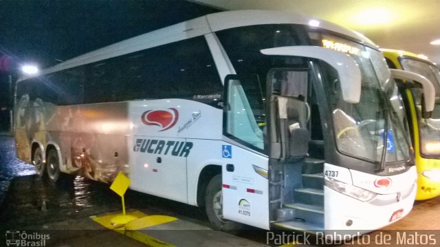 Eucatur - Empresa União Cascavel de Transportes e Turismo 4737 na cidade de Monte Alegre de Minas, Minas Gerais, Brasil, por Patrick  Roberto de Matos. ID da foto: 3937114.