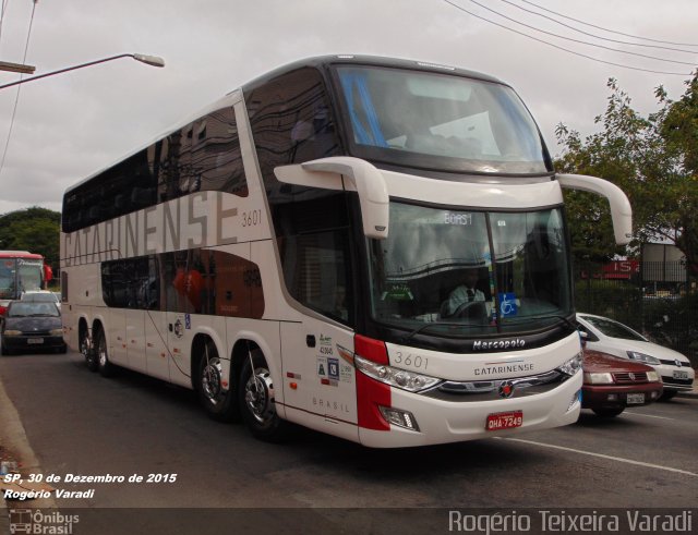 Auto Viação Catarinense 3601 na cidade de São Paulo, São Paulo, Brasil, por Rogério Teixeira Varadi. Número da foto: #3939222.