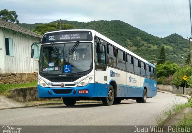 Insular Transportes Coletivos 45168 na cidade de Florianópolis, Santa Catarina, Brasil, por João Vitor  Peixoto. Número da foto: #3940009.
