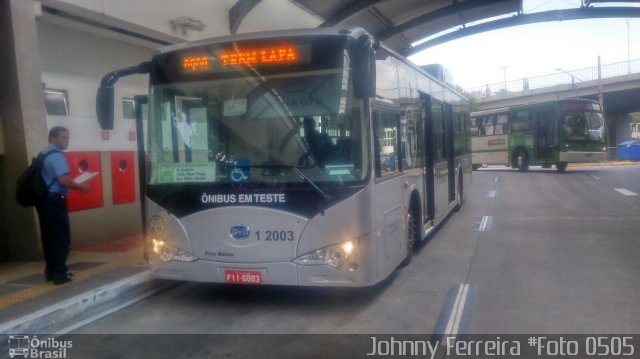 Viação Gato Preto 1 2003 na cidade de São Paulo, São Paulo, Brasil, por Johnny Ferreira. Número da foto: #3938890.