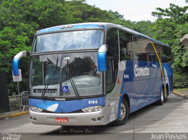 Viação Cometa 8104 na cidade de São Paulo, São Paulo, Brasil, por Jean Passos. Número da foto: #3940820.