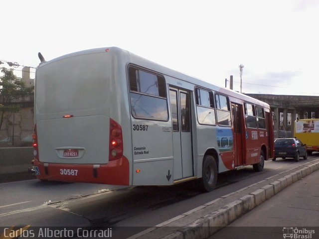 Expresso Luziense > Territorial Com. Part. e Empreendimentos 30587 na cidade de Belo Horizonte, Minas Gerais, Brasil, por Carlos Alberto Corradi. Número da foto: #3939098.