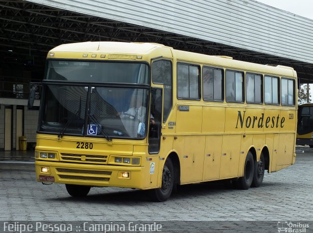 Viação Nordeste 2280 na cidade de Campina Grande, Paraíba, Brasil, por Felipe Pessoa de Albuquerque. Número da foto: #3944283.