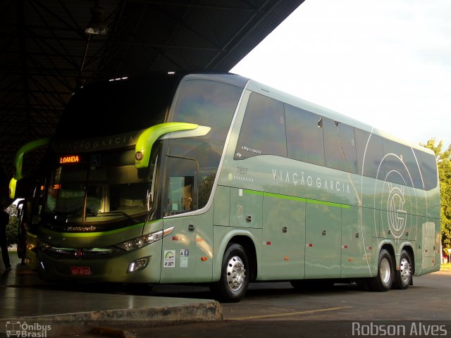 Viação Garcia 7857 na cidade de Paranavaí, Paraná, Brasil, por Robson Alves. Número da foto: #3947409.