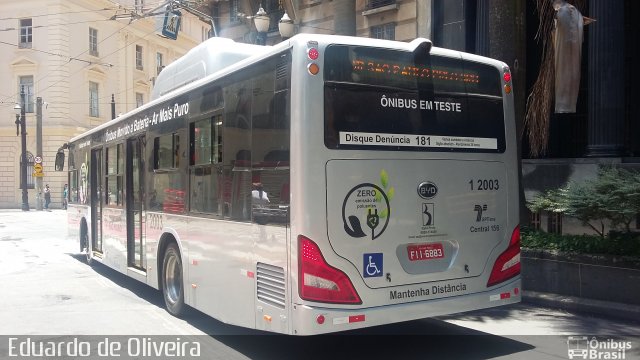 Viação Gato Preto 1 2003 na cidade de São Paulo, São Paulo, Brasil, por Eduardo de Oliveira. Número da foto: #3947114.