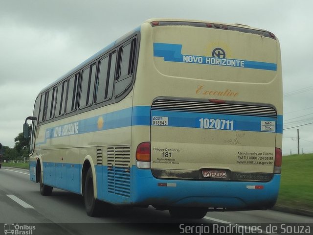 Viação Novo Horizonte 1020711 na cidade de São José dos Campos, São Paulo, Brasil, por Sergio Rodrigues de Souza. ID da foto: 3947381.