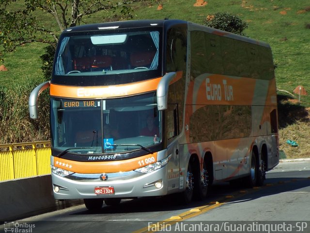 Euro Tur 11000 na cidade de Aparecida, São Paulo, Brasil, por Fabio Alcantara. Número da foto: #3947630.