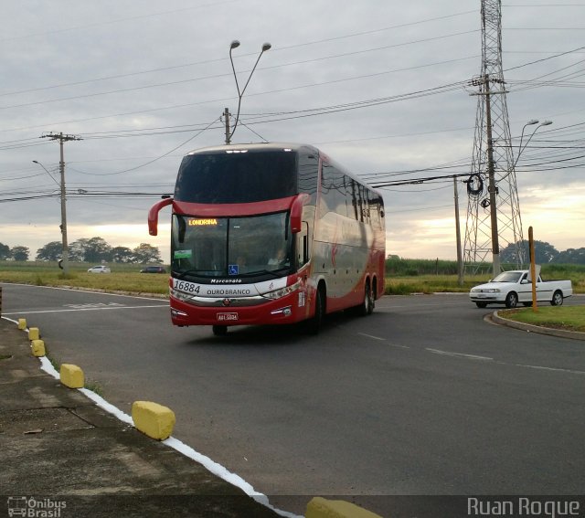 Viação Ouro Branco 16884 na cidade de Americana, São Paulo, Brasil, por Ruan Roque. Número da foto: #3953511.