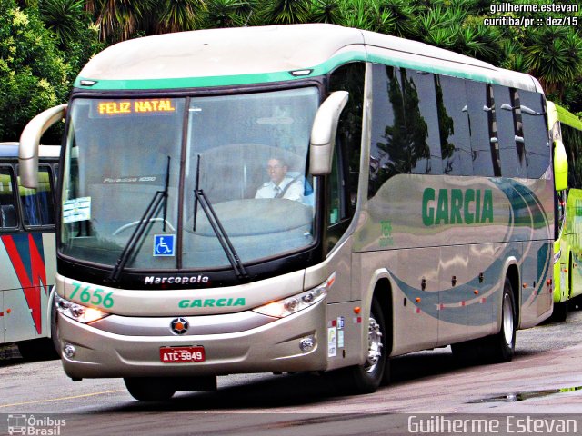 Viação Garcia 7656 na cidade de Curitiba, Paraná, Brasil, por Guilherme Estevan. Número da foto: #3891482.