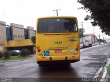 Viação Garcia 7429 na cidade de Apucarana, Paraná, Brasil, por Emanoel Diego.. Número da foto: #3890851.