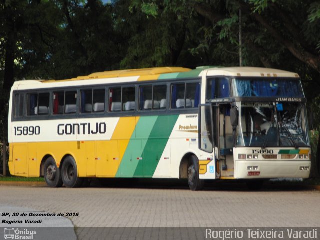 Empresa Gontijo de Transportes 15890 na cidade de São Paulo, São Paulo, Brasil, por Rogério Teixeira Varadi. ID da foto: 3957759.