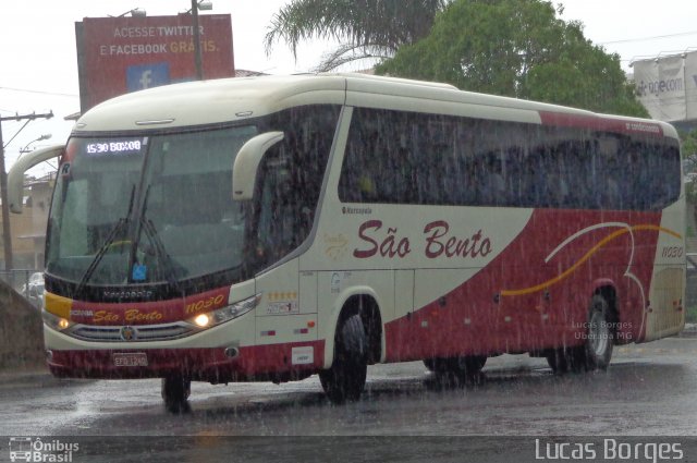 Viação São Bento Ribeirão Preto 11030 na cidade de Uberaba, Minas Gerais, Brasil, por Lucas Borges . Número da foto: #3958102.