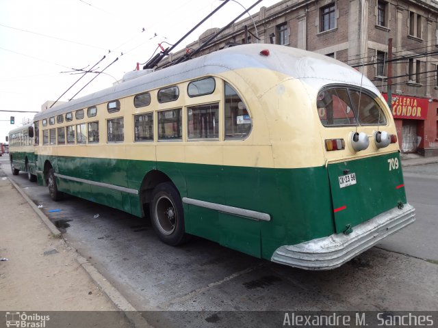 Troley Bus Valparaíso 709 na cidade de , por Alexandre M.  Sanches. Número da foto: #3957711.