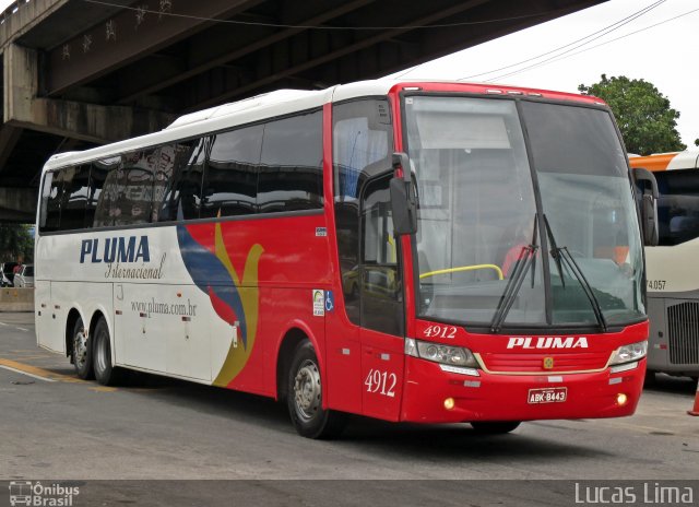 Pluma Conforto e Turismo 4912 na cidade de Rio de Janeiro, Rio de Janeiro, Brasil, por Lucas Lima. Número da foto: #3897095.