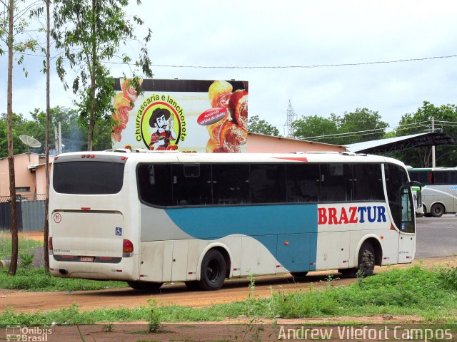 Braztur Turismo e Transporte 1693 na cidade de Pirapora, Minas Gerais, Brasil, por Andrew Campos. ID da foto: 3896324.