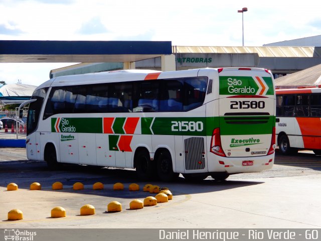 Cia. São Geraldo de Viação 21580 na cidade de Goiânia, Goiás, Brasil, por Daniel Henrique. Número da foto: #3898687.