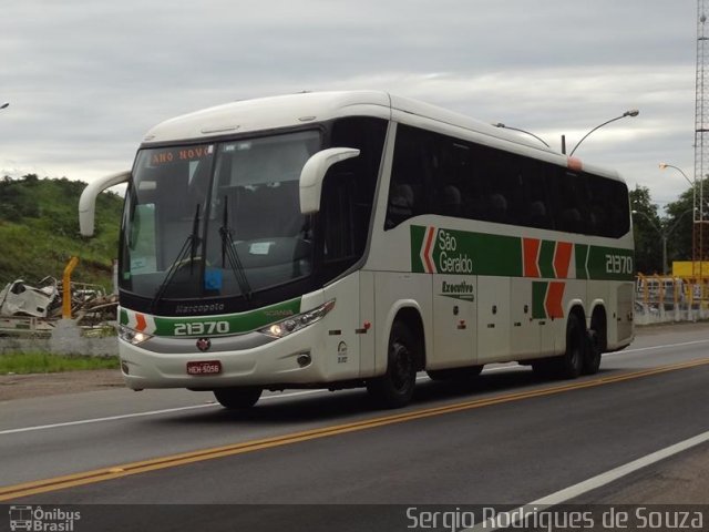 Cia. São Geraldo de Viação 21370 na cidade de Barra do Piraí, Rio de Janeiro, Brasil, por Sergio Rodrigues de Souza. ID da foto: 3901175.