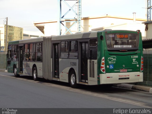 Via Sul Transportes Urbanos 5 2560 na cidade de São Paulo, São Paulo, Brasil, por Felipe Gonzales. ID da foto: 3905631.