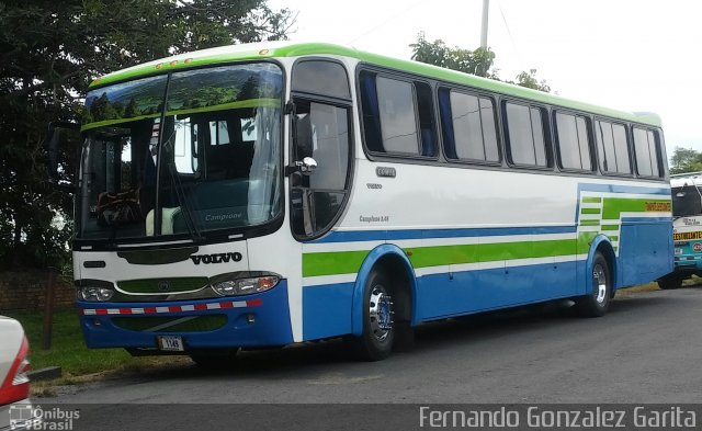 Ônibus Particulares GB 1149 na cidade de Alto Paraíso de Goiás, Goiás, Brasil, por Fernando Gonzalez Garita. ID da foto: 4497996.