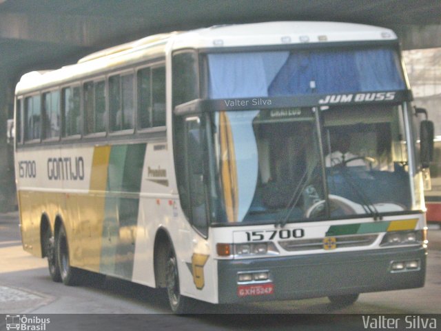 Empresa Gontijo de Transportes 15700 na cidade de Rio de Janeiro, Rio de Janeiro, Brasil, por Valter Silva. ID da foto: 4498612.