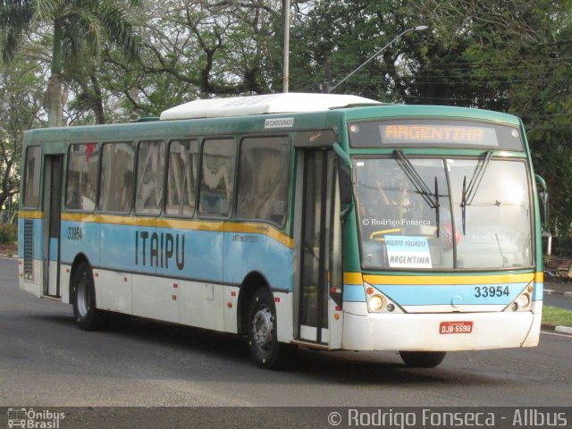 Viação Itaipu 33954 na cidade de Foz do Iguaçu, Paraná, Brasil, por Rodrigo Fonseca. Número da foto: #4521760.