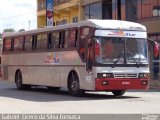 Ônibus Particulares 0824 na cidade de Padre Bernardo, Goiás, Brasil, por Gabriel  Cícero da Silva Fonseca. Número da foto: #:id.