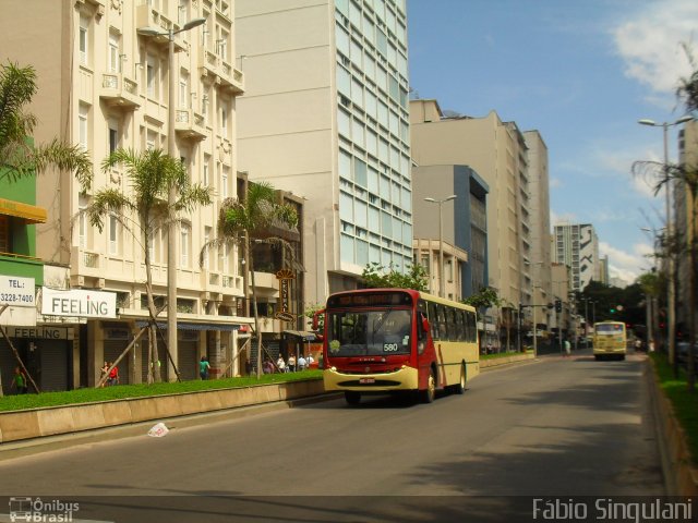 GIL - Goretti Irmãos Ltda. 580 na cidade de Juiz de Fora, Minas Gerais, Brasil, por Fábio Singulani. Número da foto: #4525365.