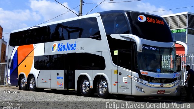 São José Viagens 6600 na cidade de Divinópolis, Minas Gerais, Brasil, por Felipe Navas Geraldo Moura . Número da foto: #4530505.