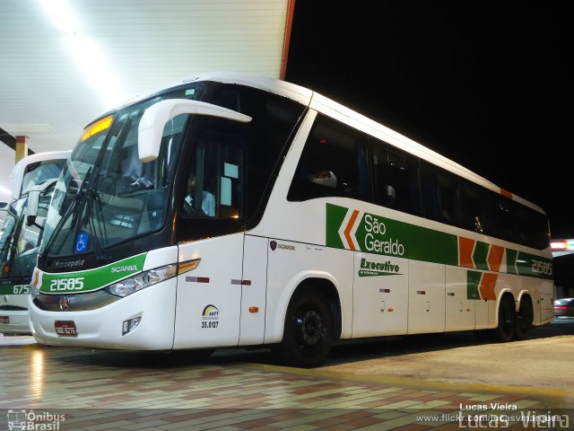 Cia. São Geraldo de Viação 21585 na cidade de João Monlevade, Minas Gerais, Brasil, por Lucas Vieira. Número da foto: #4532371.