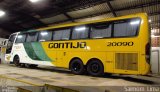 Empresa Gontijo de Transportes 20090 na cidade de Viana, Espírito Santo, Brasil, por Saimom  Lima. Número da foto: #:id.
