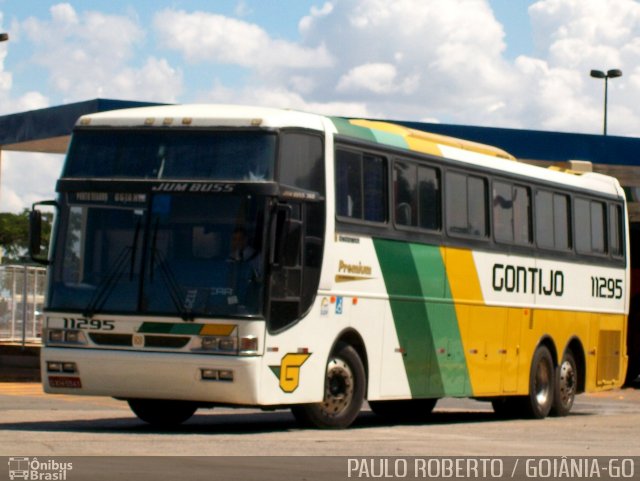 Empresa Gontijo de Transportes 11295 na cidade de Goiânia, Goiás, Brasil, por Paulo Roberto de Morais Amorim. ID da foto: 4537666.