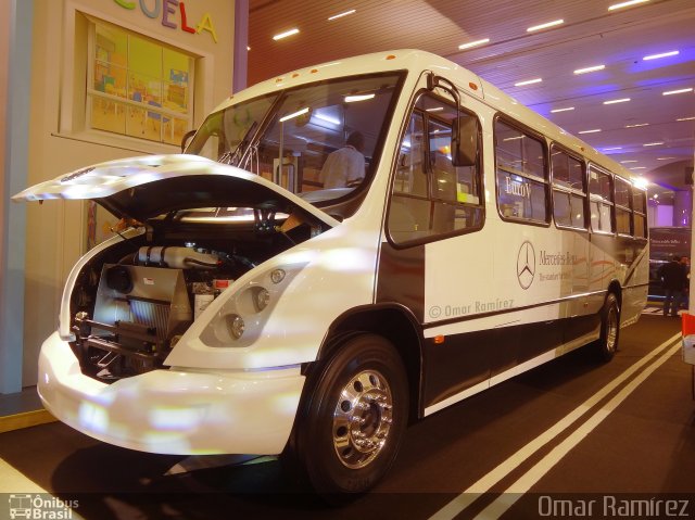 Mercedes-Benz MBO-1419 BlueTec 5 - Boxer - Expo ANPACT 2015 na cidade de Guadalajara, Jalisco, México, por Omar Ramírez Thor2102. ID da foto: 4536892.