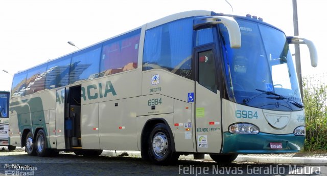 Viação Garcia 6984 na cidade de Londrina, Paraná, Brasil, por Felipe Navas Geraldo Moura . Número da foto: #4501732.