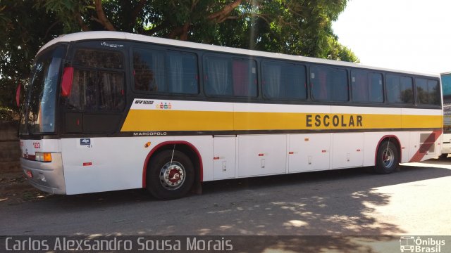 Ônibus Particulares 1223 na cidade de Piranhas, Goiás, Brasil, por Carlos Alexsandro Sousa Morais. ID da foto: 4544205.