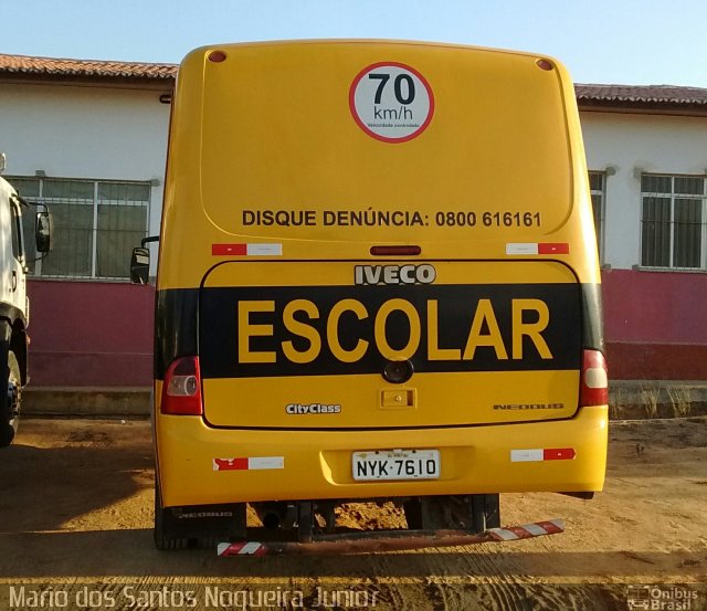 Escolares 7610 na cidade de Piritiba, Bahia, Brasil, por Mario dos Santos Nogueira Junior. Número da foto: #4543900.