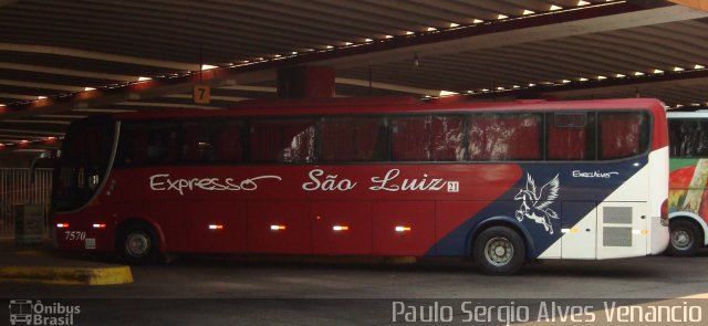 Expresso São Luiz 7570 na cidade de Cuiabá, Mato Grosso, Brasil, por Paulo Sergio Alves Venancio. Número da foto: #4546836.